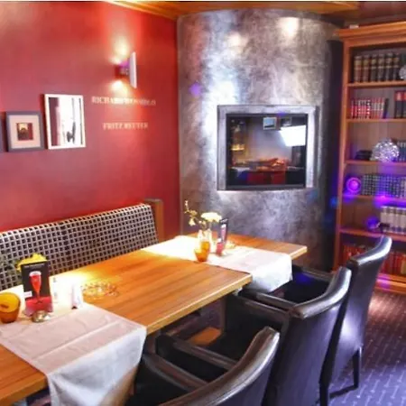 Pensjonat Ratskeller Waren (Mueritz)